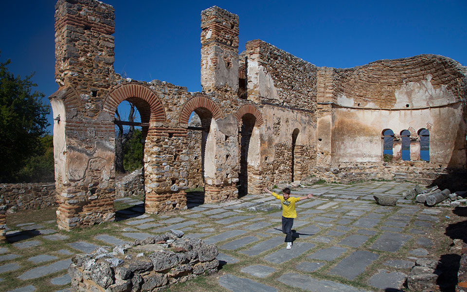 Πρέσπα: Τα μυστικά του Αγίου Αχιλλείου-1
