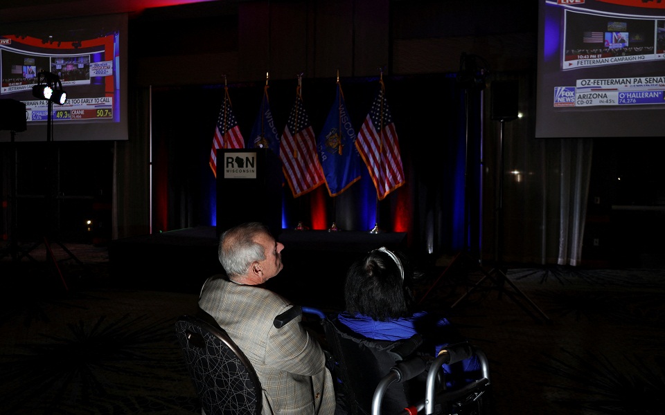 ενδιάμεσες-εκλογές-ηπα-πιο-κοντά-στον-562128763