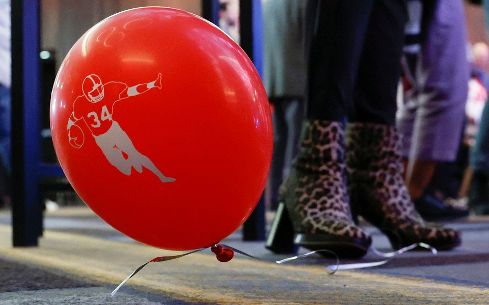 Ενδιάμεσες εκλογές ΗΠΑ: Πιο κοντά στον έλεγχο της Γερουσίας οι Δημοκρατικοί, προβάδισμα Ρεπουμπλικανών στη Βουλή-2