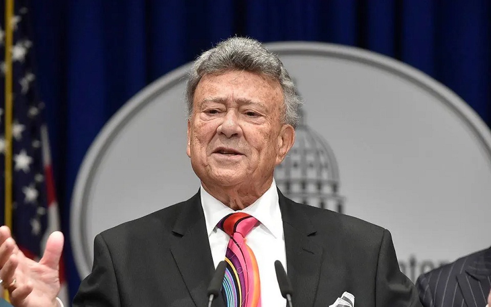 ενδιάμεσες-εκλογές-ηπα-παρότι-νεκρός-562130086