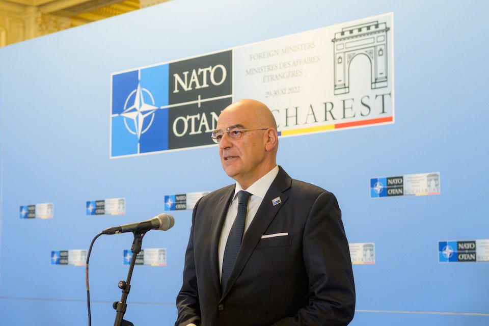 συνάντηση-δένδια-πάιατ-στο-βουκουρέ-562160869