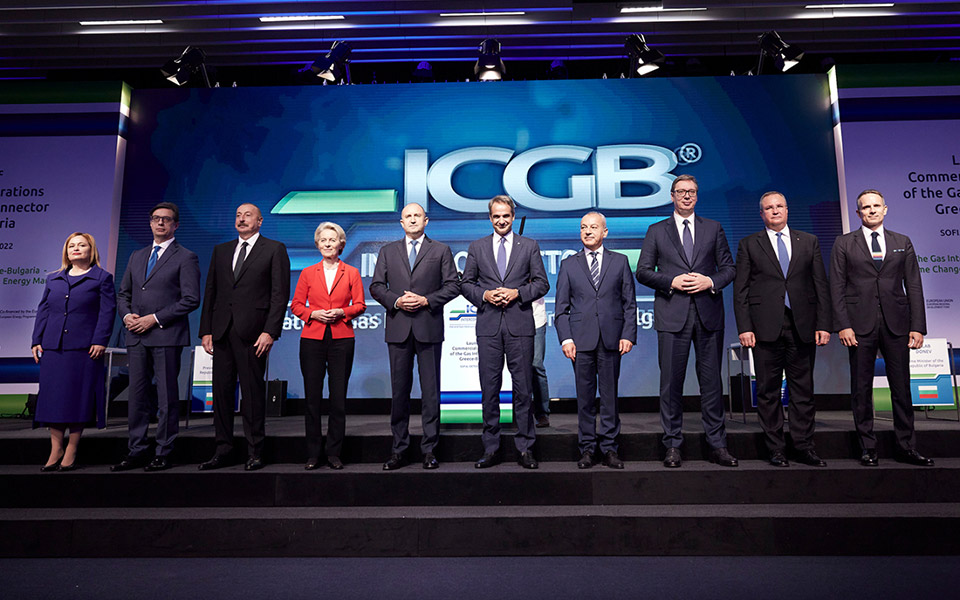 διασυνδετήριος-αγωγός-φυσικού-αερίο-562158826