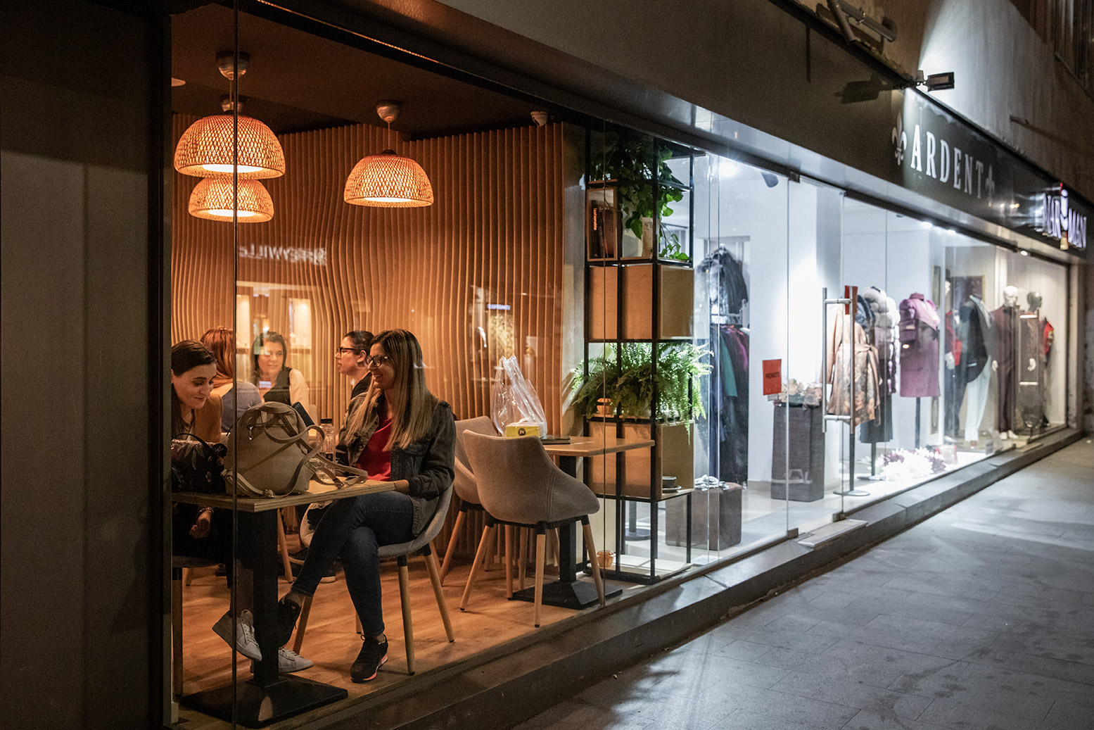 Βουκουρέστι: Όσα ξέρουν οι ντόπιοι-6