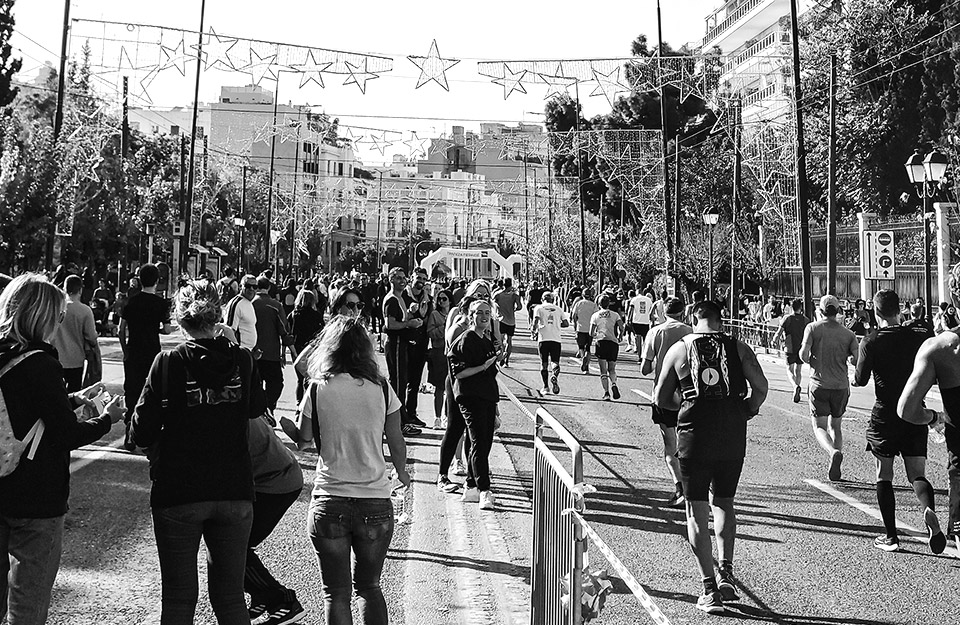 δρομολόγια-μαραθωνοδρόμοι-ανάμεσα-σ-562149310
