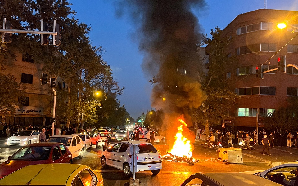 το-ιράν-κατηγορεί-τη-δύση-ότι-απεργάζε-562141747