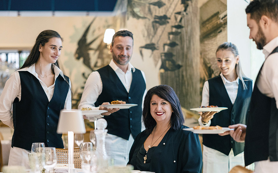 γεύσεις-της-σμύρνης-στην-αθήνα-σήμερα-562121524