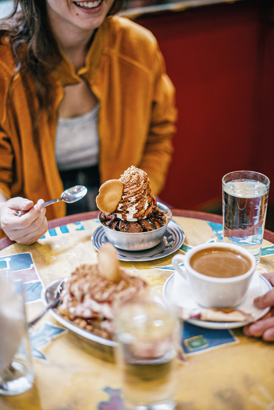 Όπως άλλοτε, δίνουμε ξανά ραντεβού στα ζαχαροπλαστεία της Αθήνας-1