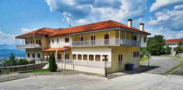 «Κιβωτός του Κόσμου»: Το «παζλ» των δωρεών και των δομών-5