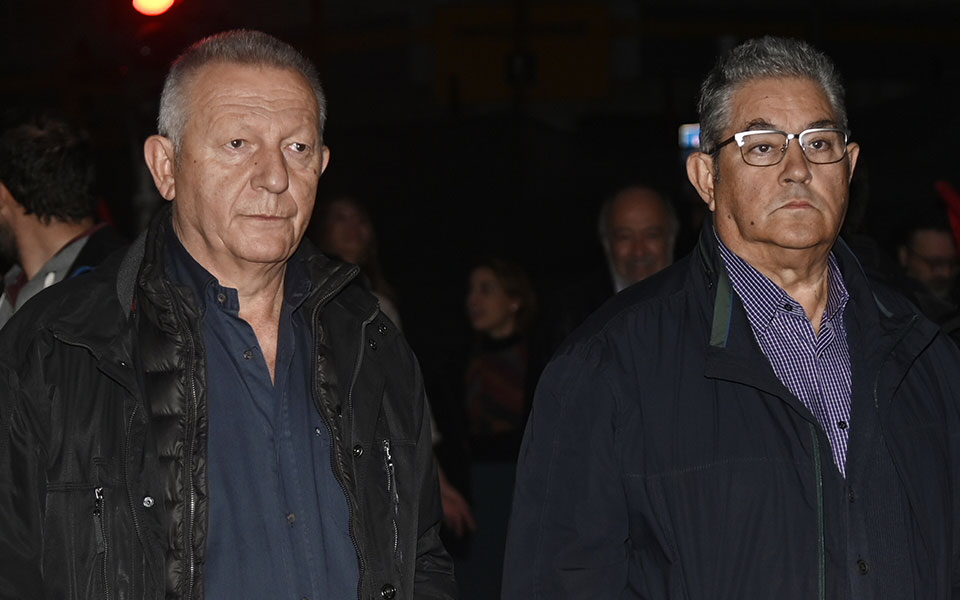 Επέτειος Πολυτεχνείου: Ολοκληρώθηκε η πορεία προς την αμερικανική πρεσβεία-13