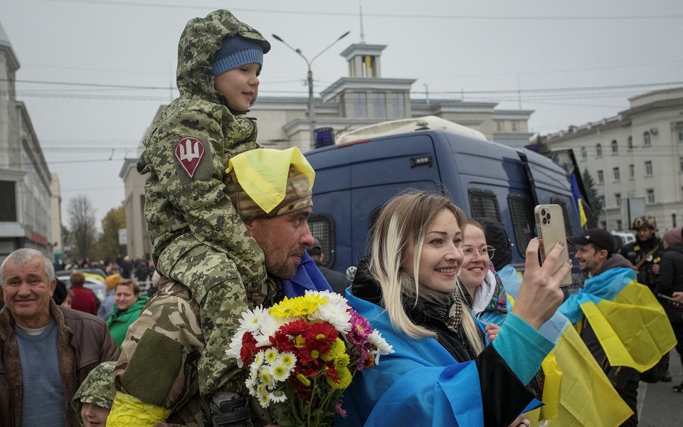 Πώς η προπαγάνδα της Μόσχας απέτυχε να «ρωσοποιήσει» τη Χερσώνα-2