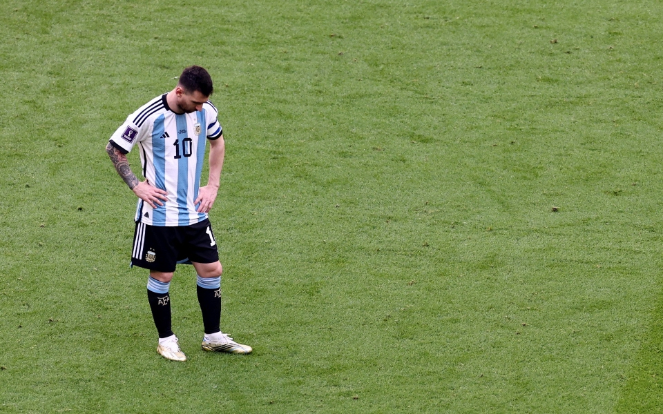 μέσι-σκληρή-ήττα-δεν-υπάρχουν-δικαιο-562149709