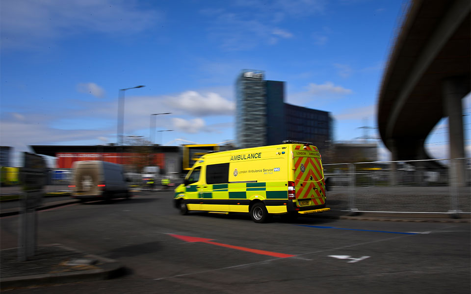 βρετανία-στο-χείλος-του-γκρεμού-το-nhs-562154770