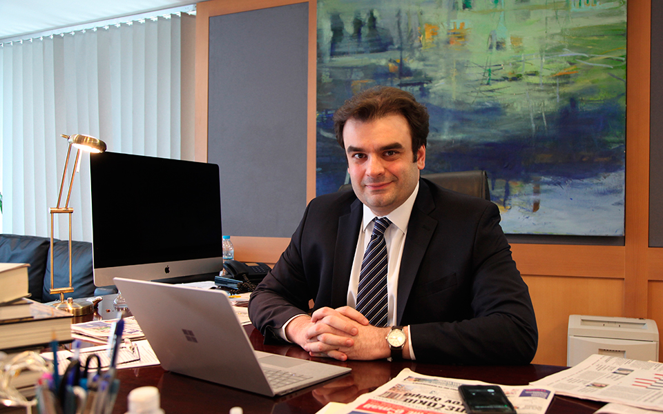 Διαβάστε στην «Καθημερινή της Κυριακής»-6