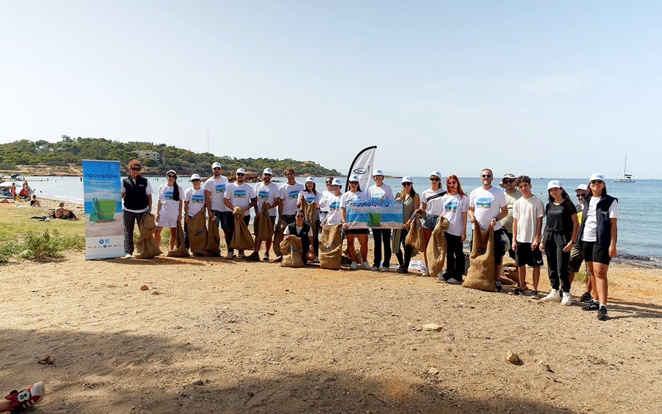 pg-αβ-βασιλόπουλος-συνεχίζουν-να-πρ-562122625