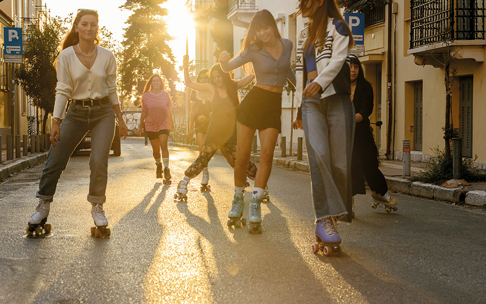 παρέες-σε-ρόδες-μια-νέα-κουλτούρα-γενν-562142194