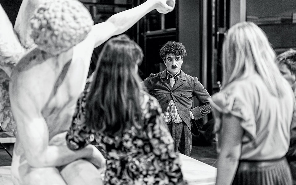 Τα «Φώτα της πόλης» πέφτουν στο Rex-2