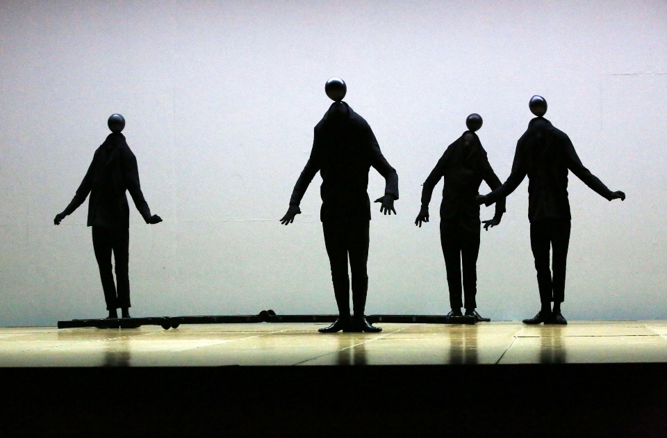 για-το-οπτικό-μεγαλείο-του-δημήτρη-παπ-562132531