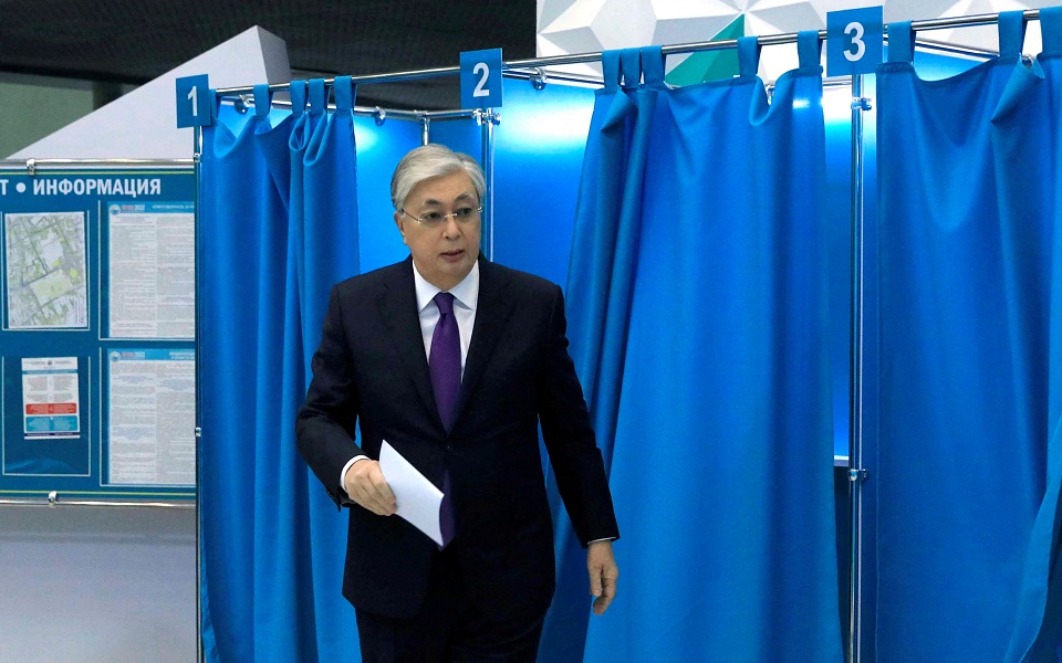 καζακστάν-με-το-συντριπτικό-ποσοστό-813-562147039