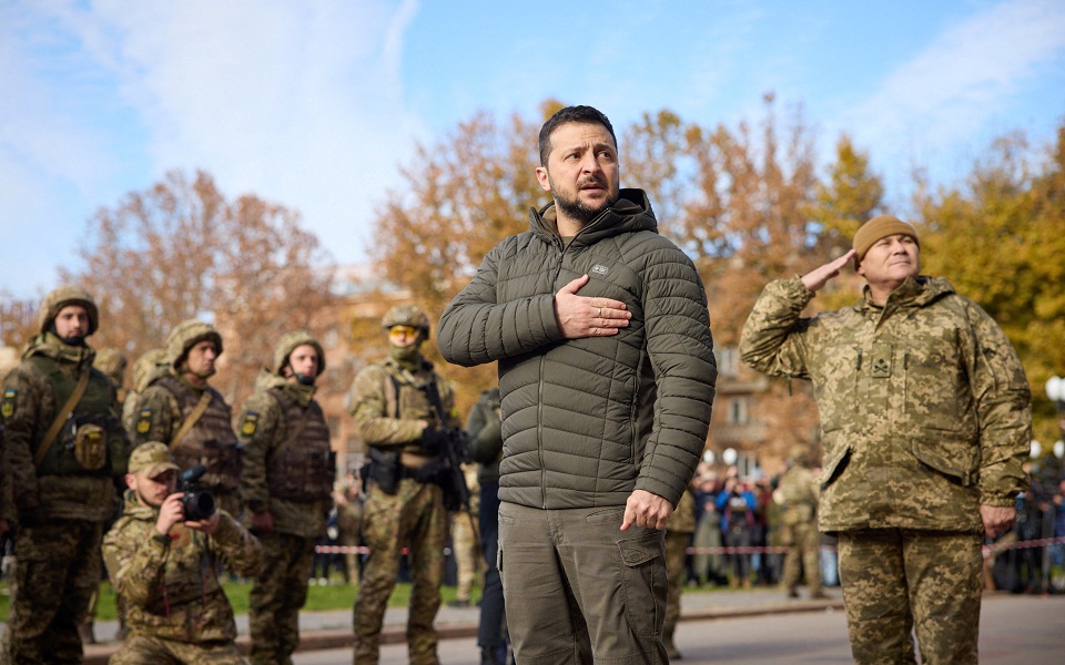 ζελένσκι-τώρα-είναι-η-στιγμή-να-πιεστε-562137703