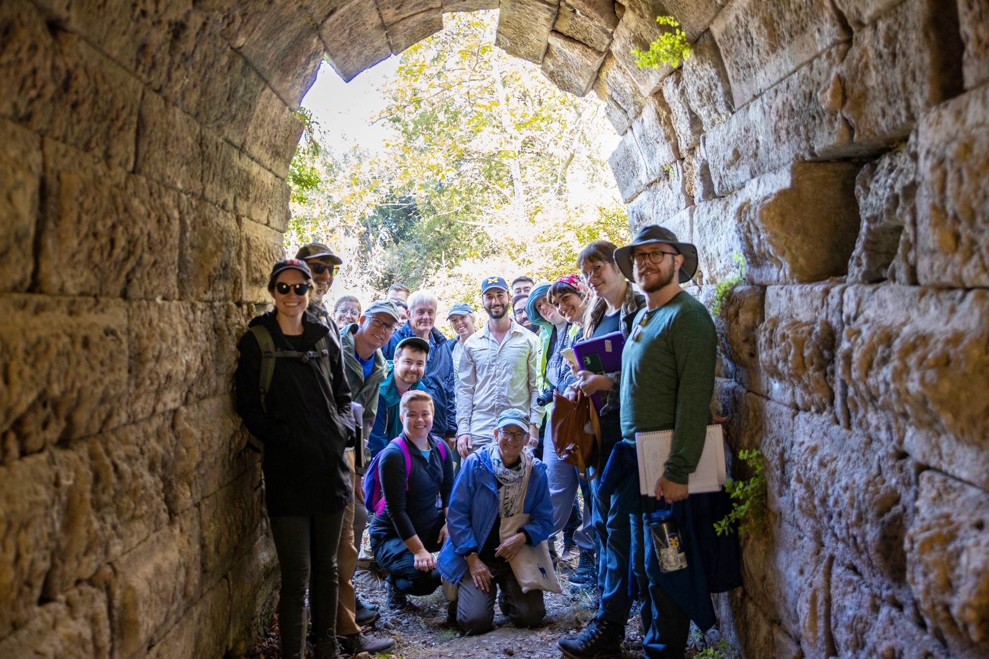 γέφυρες-με-τριάντα-αμερικανικά-πανεπ-562124605