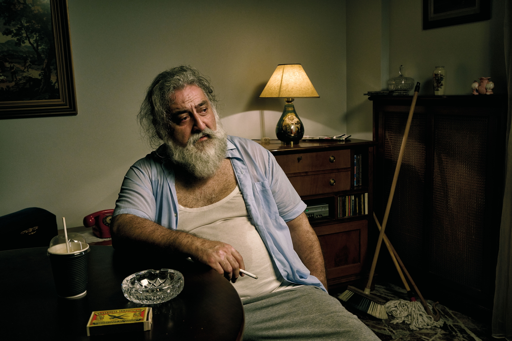 Το γέλιο και το δάκρυ της οικογένειας-2