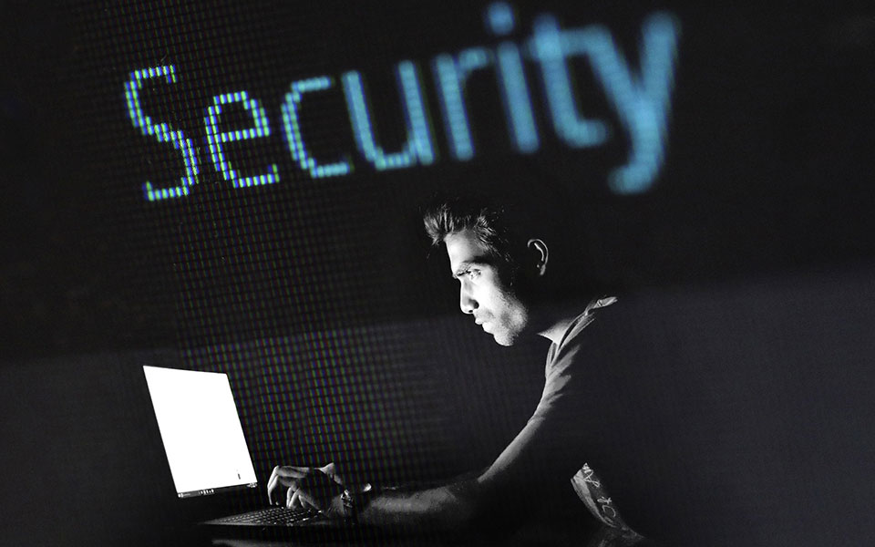 Επιδημία… οι ηλεκτρονικές απάτες – Ραγδαία αύξηση 1.300% από το 2018-2