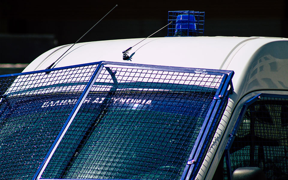 απόδραση-κρατουμένου-από-τα-δικαστήρ-562136416