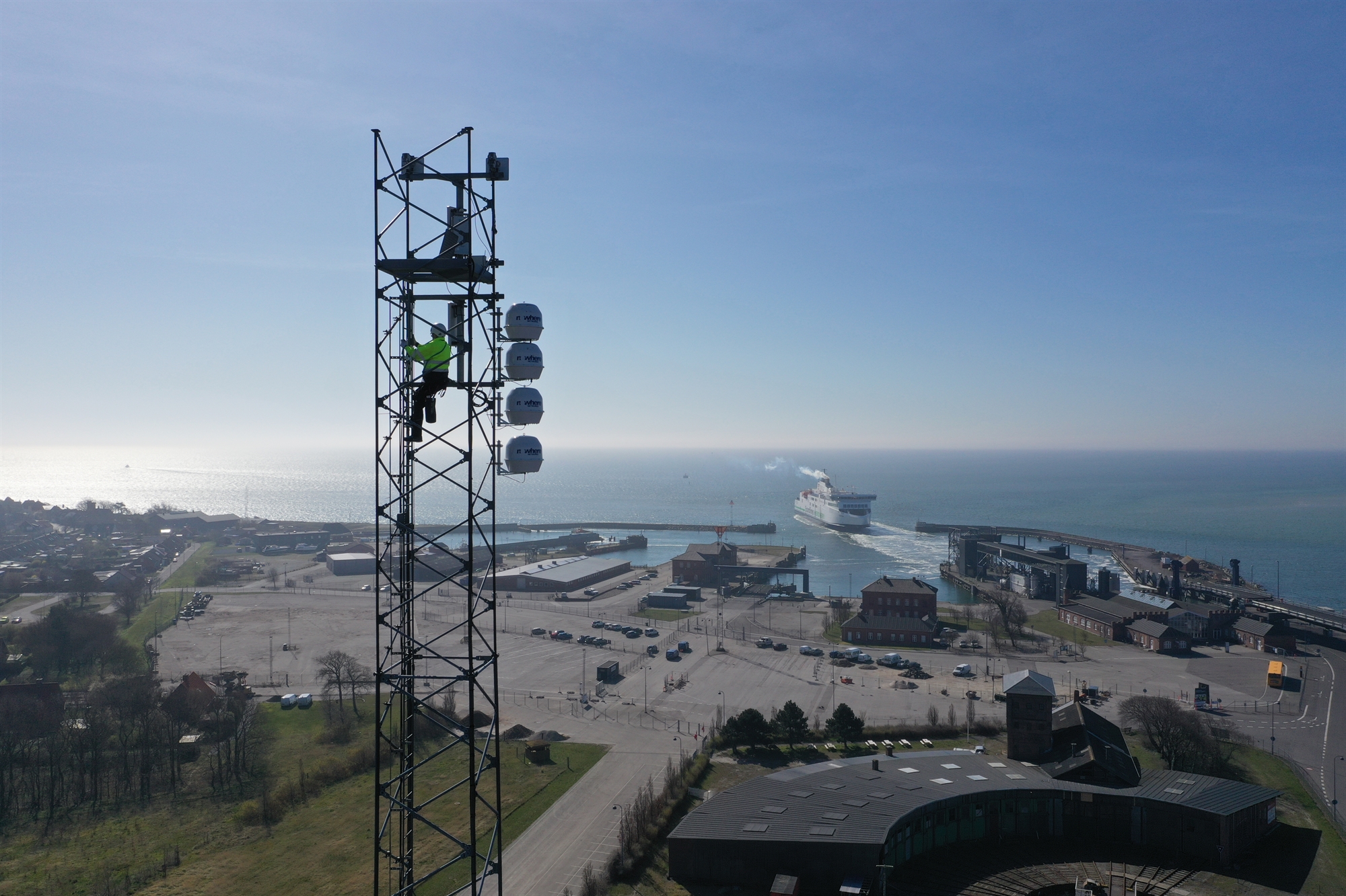 οι-σουηδοί-βάζουν-ιντερνετ-στο-αιγαίο-562145719