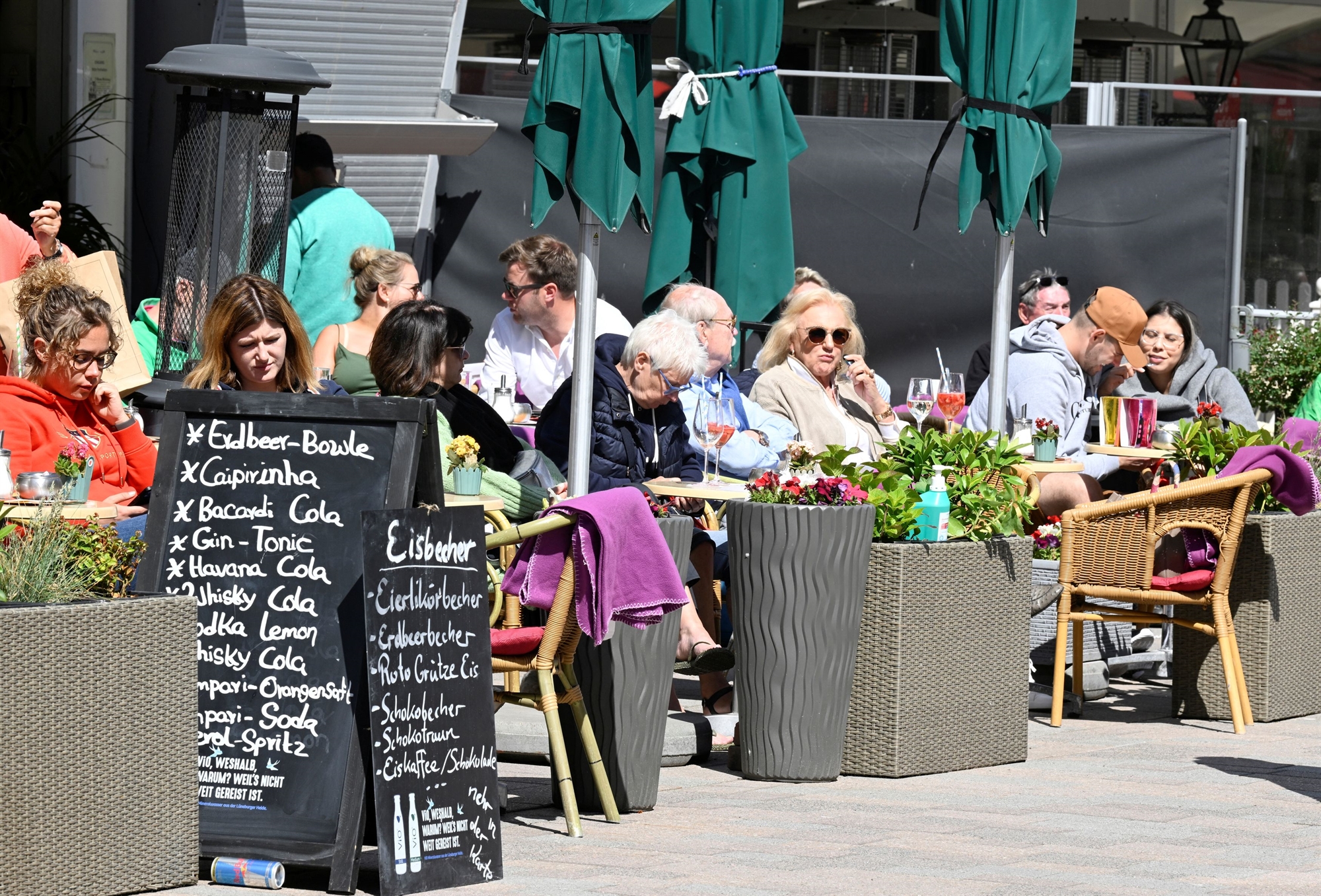 φυσικό-αέριο-ο-καλός-καιρός-ρίχνει-την-562143238