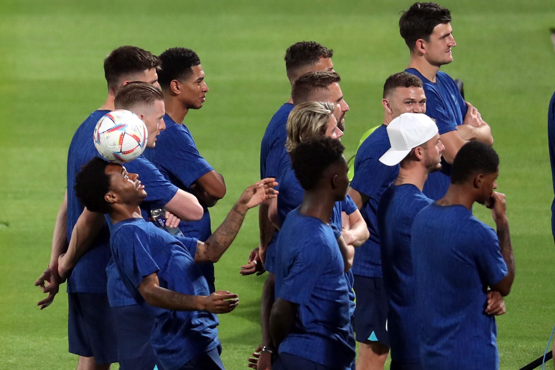 Μουντιάλ 2022: Το ποδόσφαιρο διώχνει τις σκιές-1