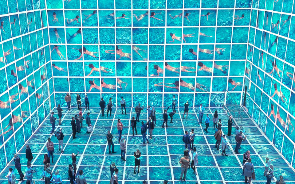 παράσταση-ζωγραφικής-από-τον-ντ-χόκ-562143787