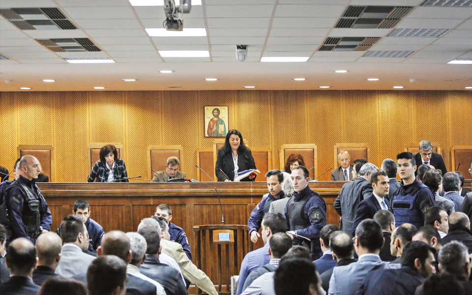 ποιος-φταίει-που-οι-πολυπρόσωπες-δίκε-562125469