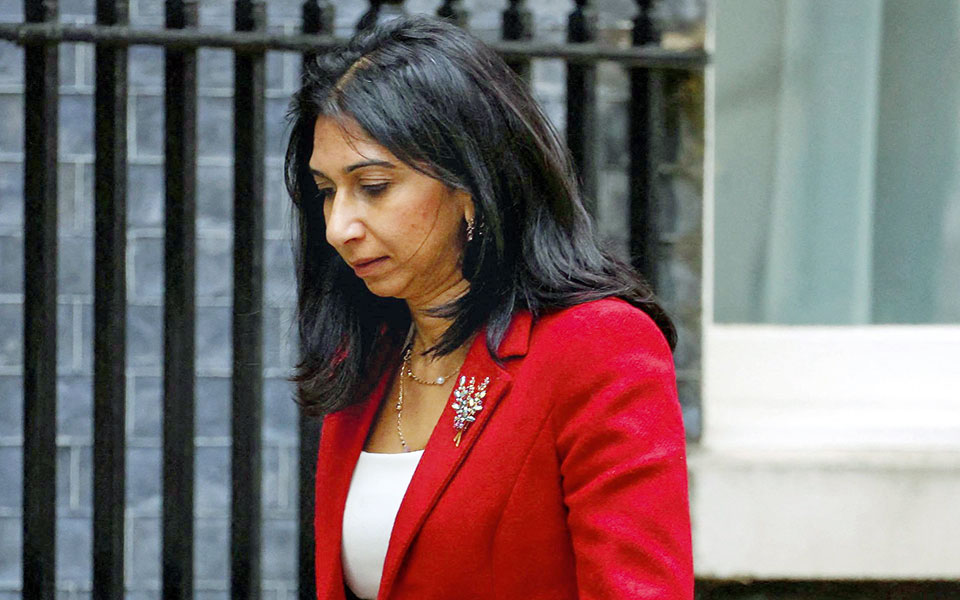 βρετανία-σκληρή-κριτική-στην-μπρέβερ-562118776