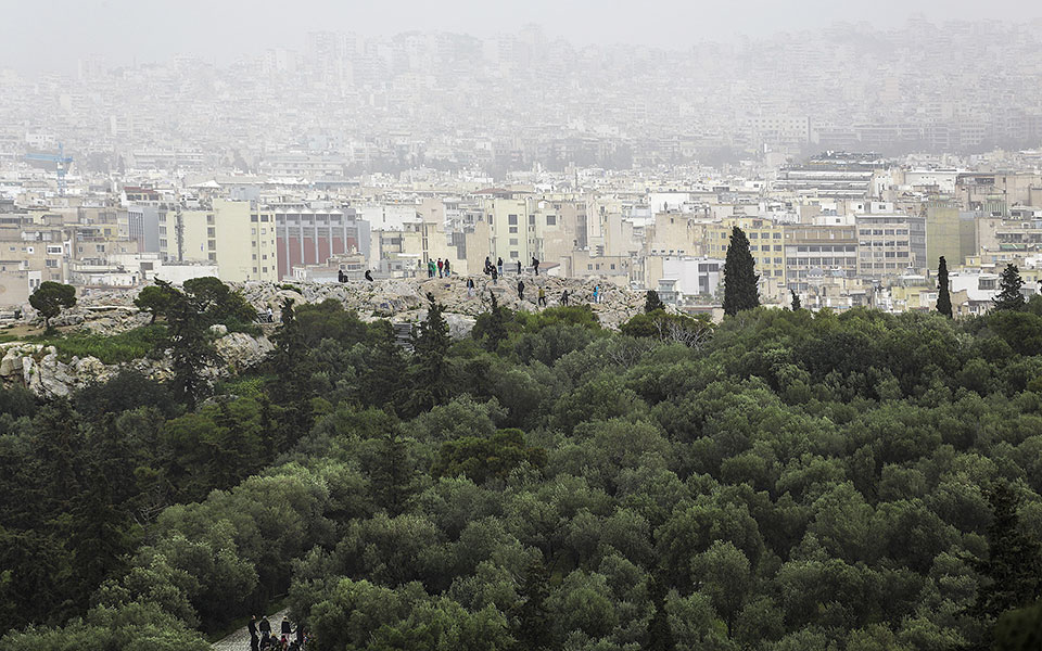 Υπερβολές με τα υπόσκαφα στις Κυκλάδες-1