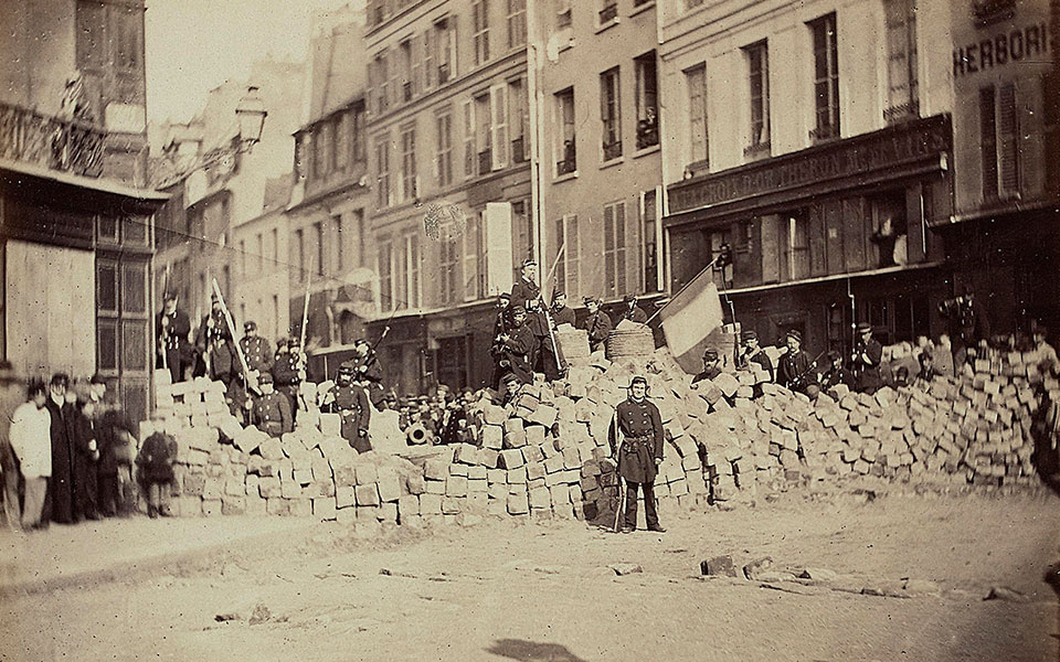 η-προϊστορία-του-φωτογραφικού-ντοκιμ-562146247