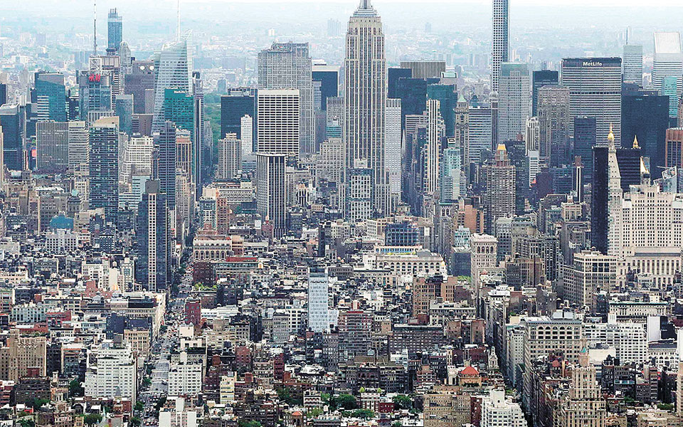 σε-πτωτική-πορεία-οι-τιμές-των-ακινήτω-562154659