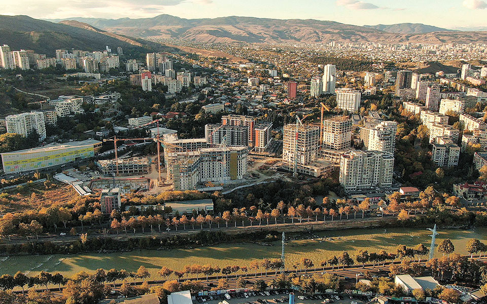 τα-παράπλευρα-οφέλη-των-χωρών-του-καυκ-562157380