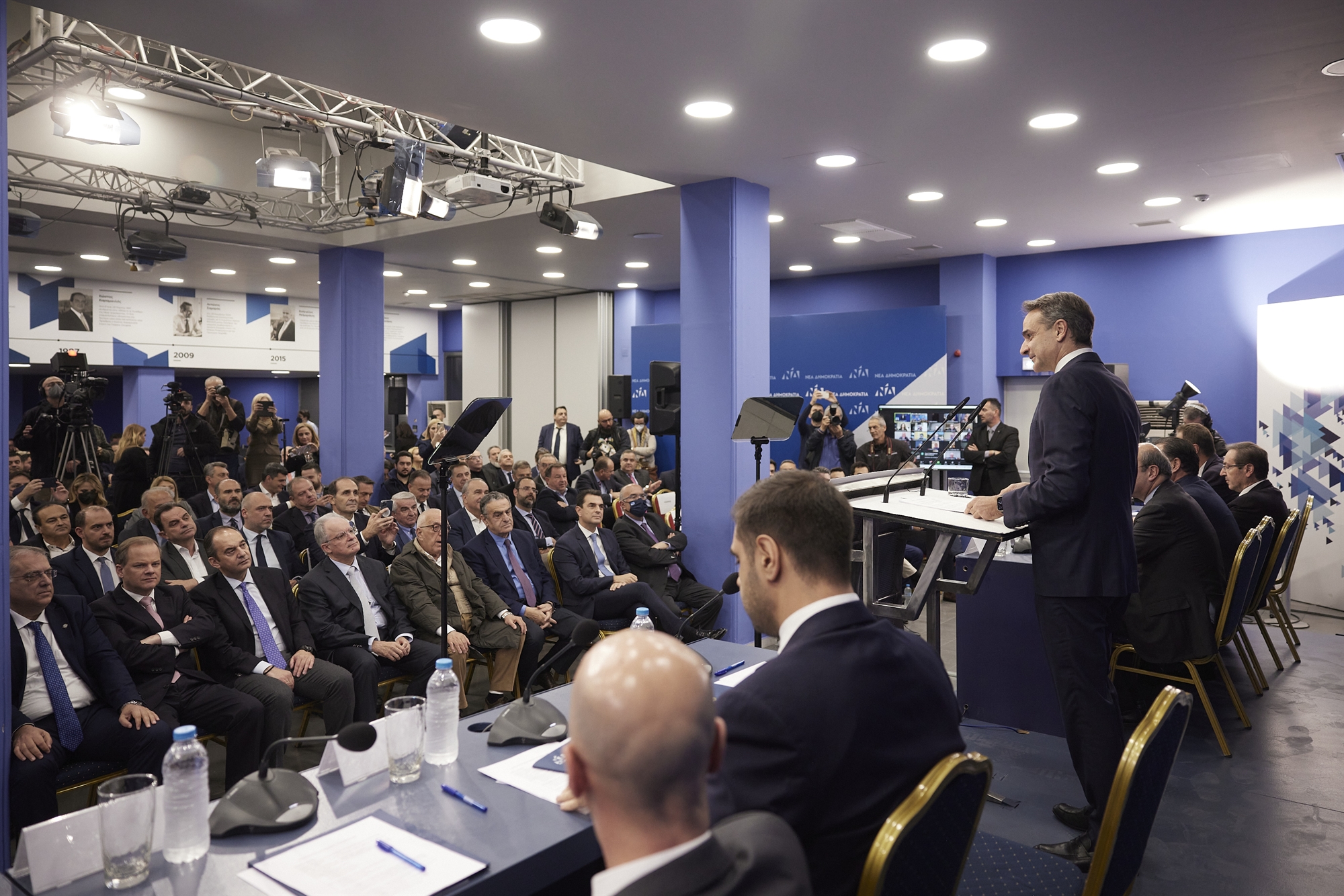 Εκλογές: Αναπροσαρμογή στρατηγικής για τη Ν.Δ. και τον ΣΥΡΙΖΑ-1