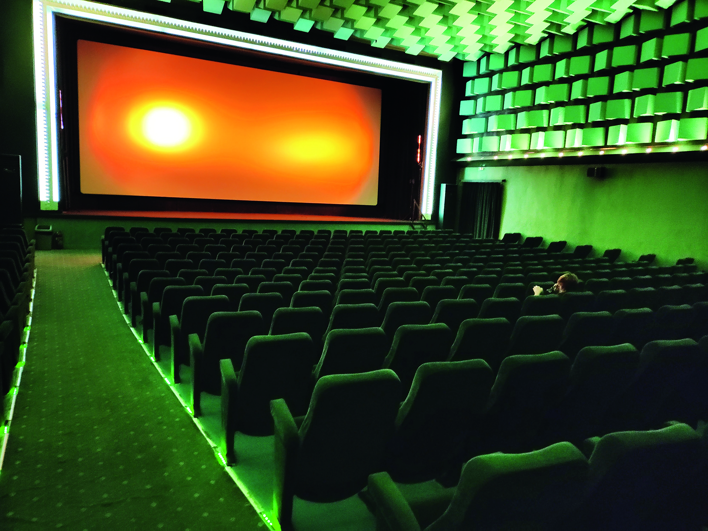 «Υποφέρει» ο Σπίλμπεργκ, μαραζώνουν τα σινεμά-1