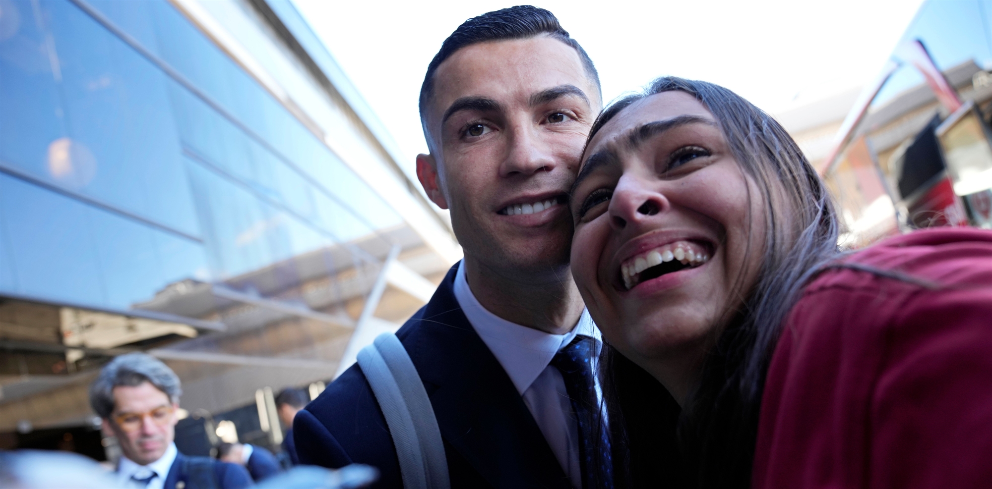 μουντιάλ-2022-το-ποδόσφαιρο-διώχνει-τις-σ-562145524