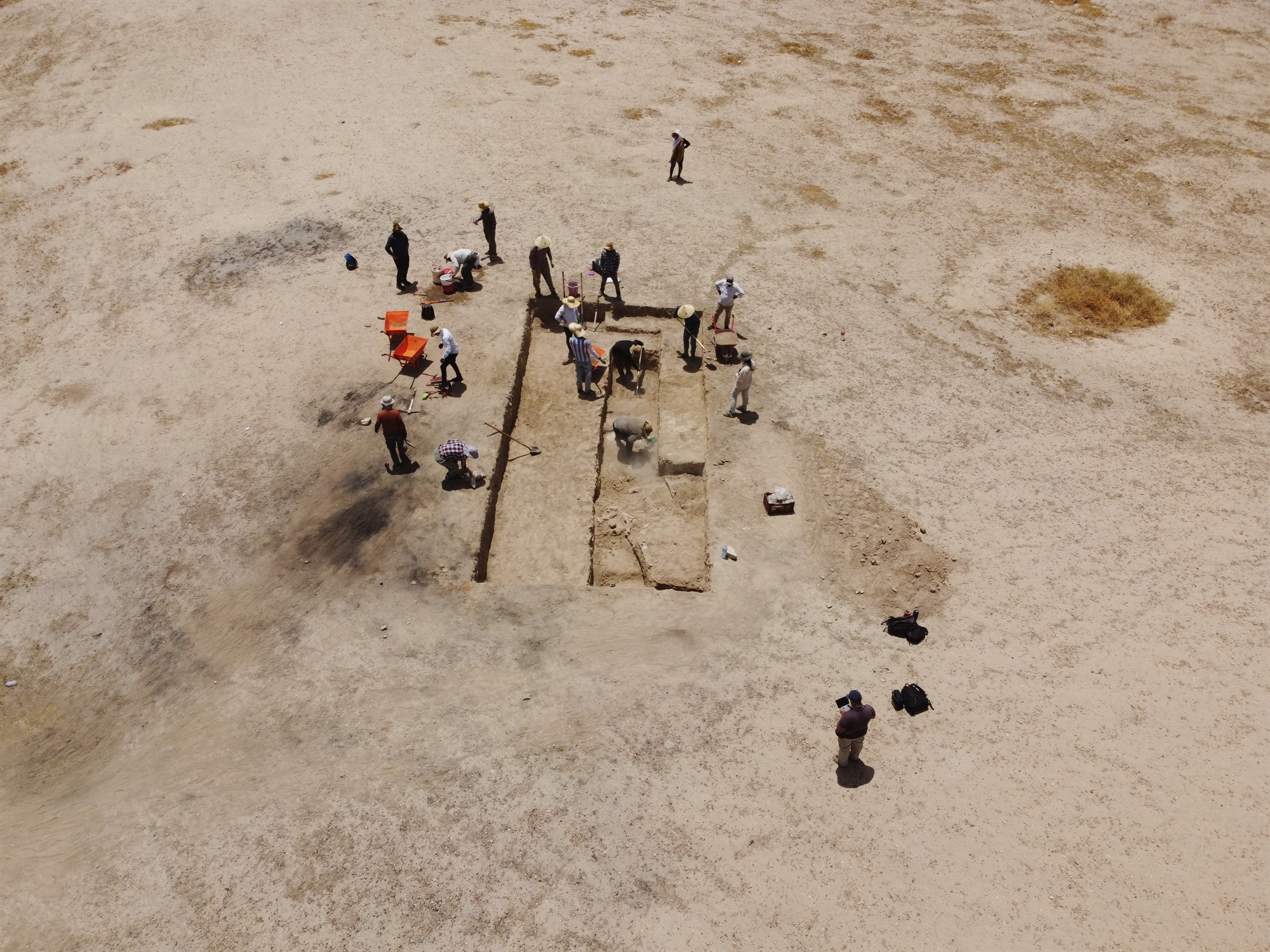 οταν-οι-αρχαιολόγοι-παίρνουν-τα-όπλα-562124674