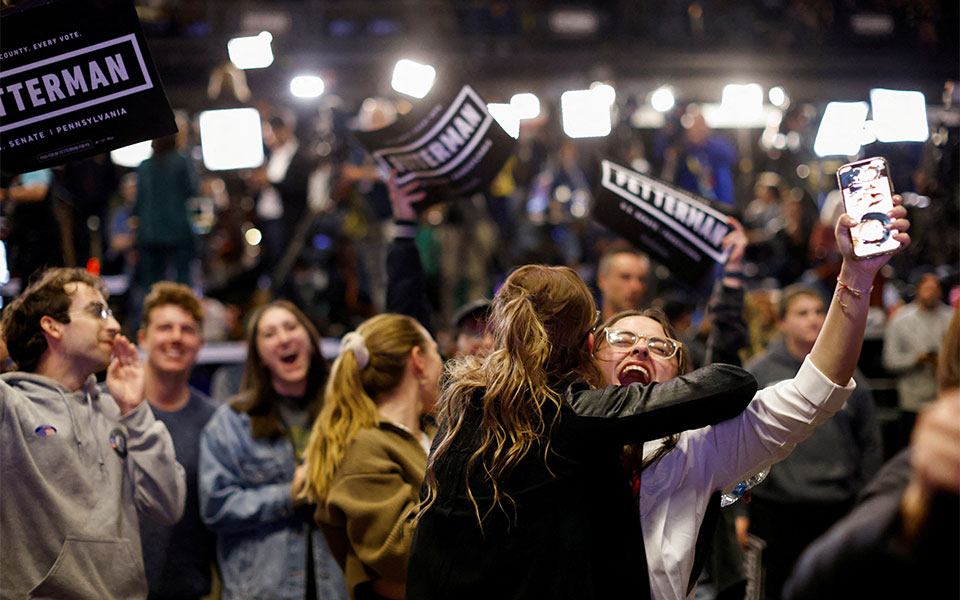 η-μεγάλη-ανατροπή-των-δημοκρατικών-νί-562132891