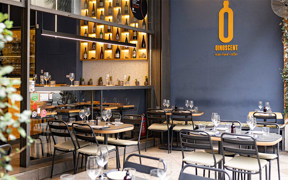 στο-σύνταγμα-για-black-friday-19-σημεία-για-φαΐ-και-562154509