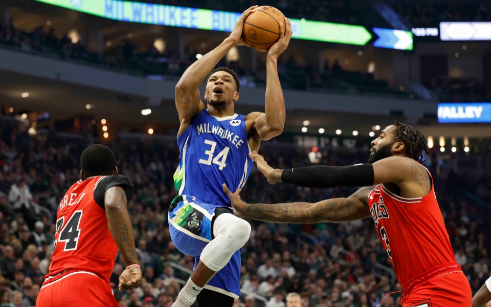 nba-οι-μπουλς-νίκησαν-τους-μπακς-του-γιάν-562152898