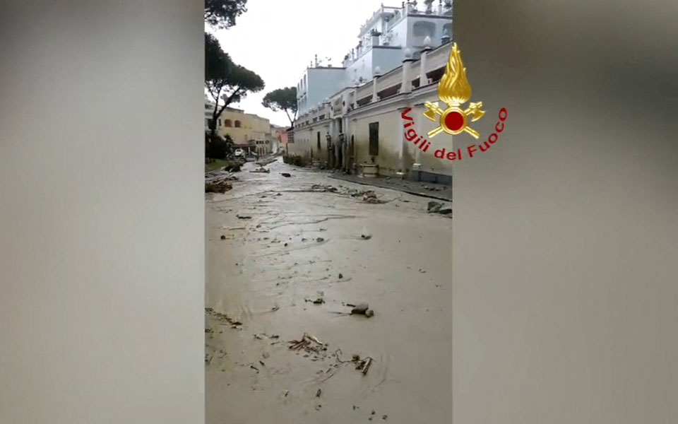 ιταλία-οκτώ-οι-νεκροί-από-την-κατολίσθ-562157608