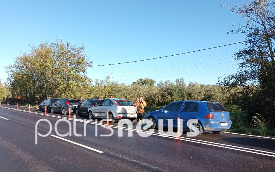 καραμπόλα-πέντε-αυτοκινήτων-στην-εθν-562153006