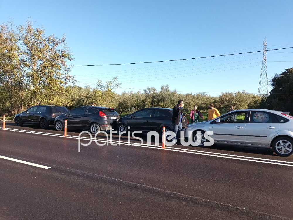 Καραμπόλα πέντε αυτοκινήτων στην Εθνική Οδό Πύργου – Πατρών-2