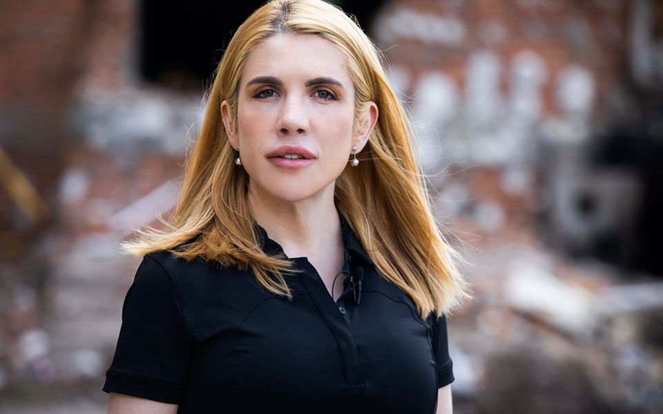 κίρα-ρούντικ-στην-κ-έχω-καλάσνικοφ-γ-562123180