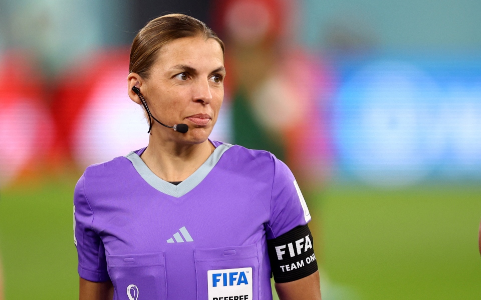 στεφανί-φραπάρ-η-πρώτη-γυναίκα-που-θα-σ-562162441