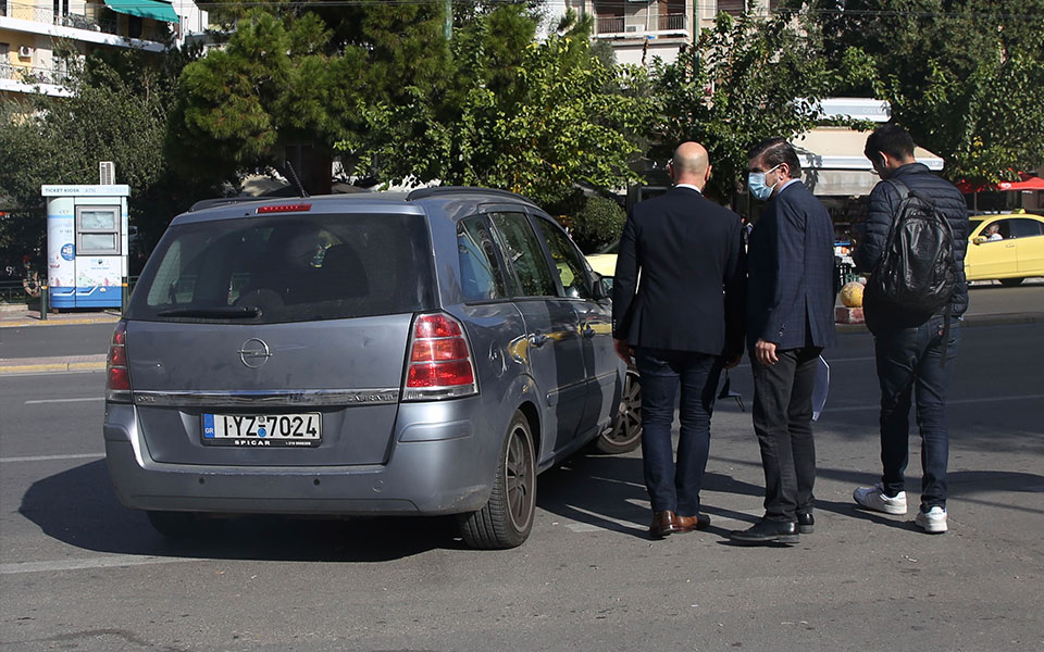 κολωνός-ενώπιον-του-ανακριτή-ο-δέκατο-562130221